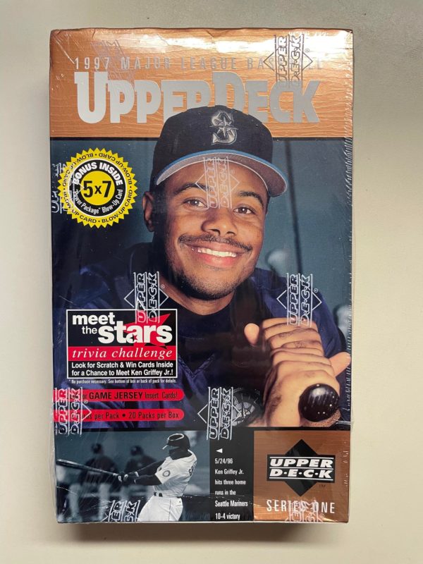 1997 UD Baseball group 2 packs