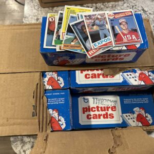 1985 Topps Baseball Vending Box